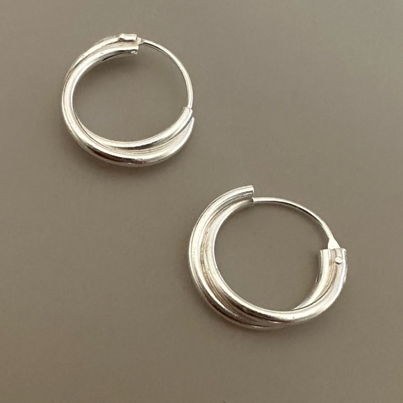 Sterling Silver Twist Hoop Earrings 12mm - Picture 5 of 14